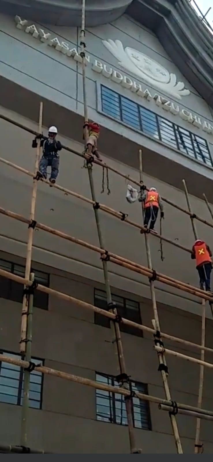 Proyek Perawatan & Pengecatan